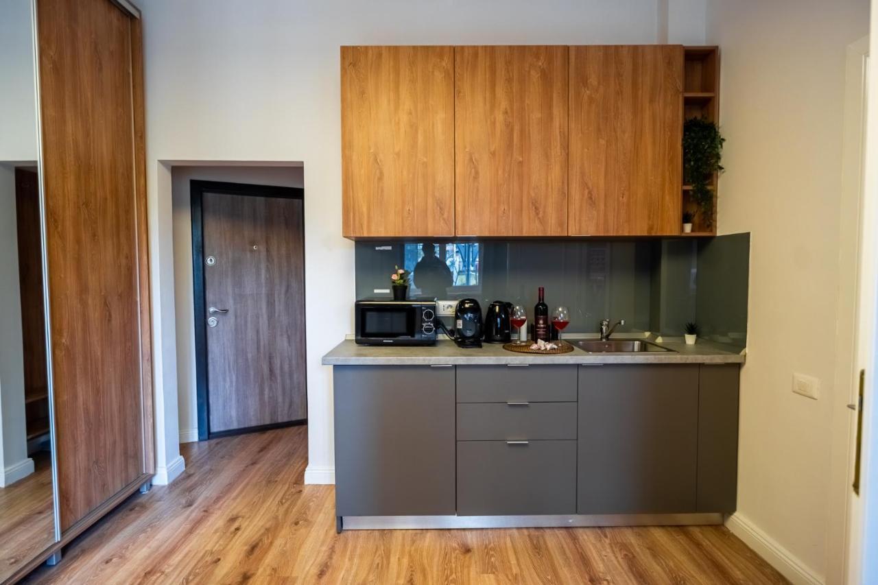 Cozy Apartments Near Calea Victoriei Букурещ Екстериор снимка