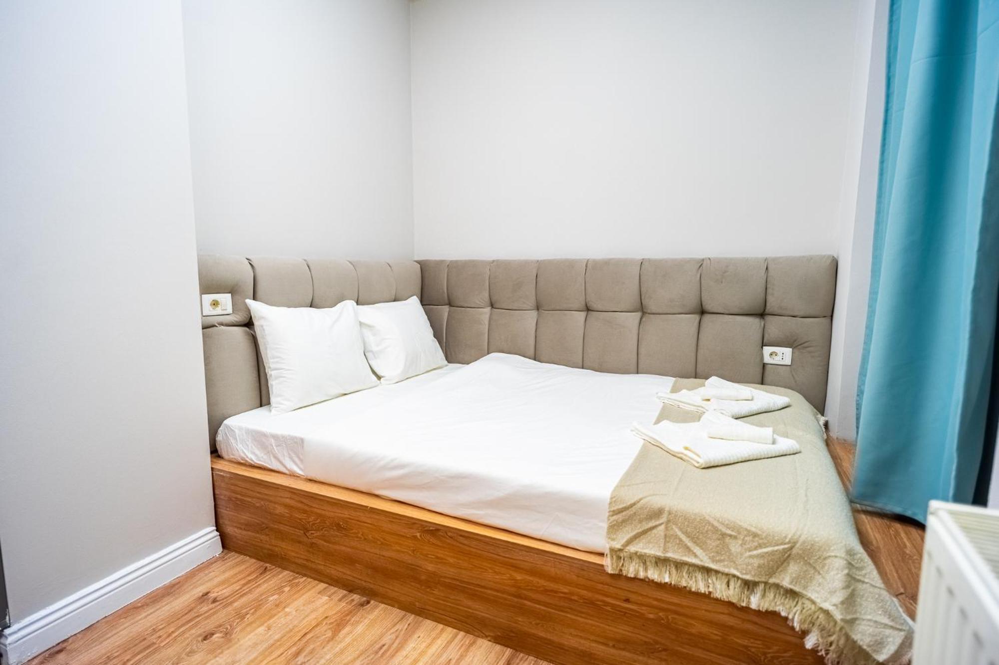 Cozy Apartments Near Calea Victoriei Букурещ Екстериор снимка