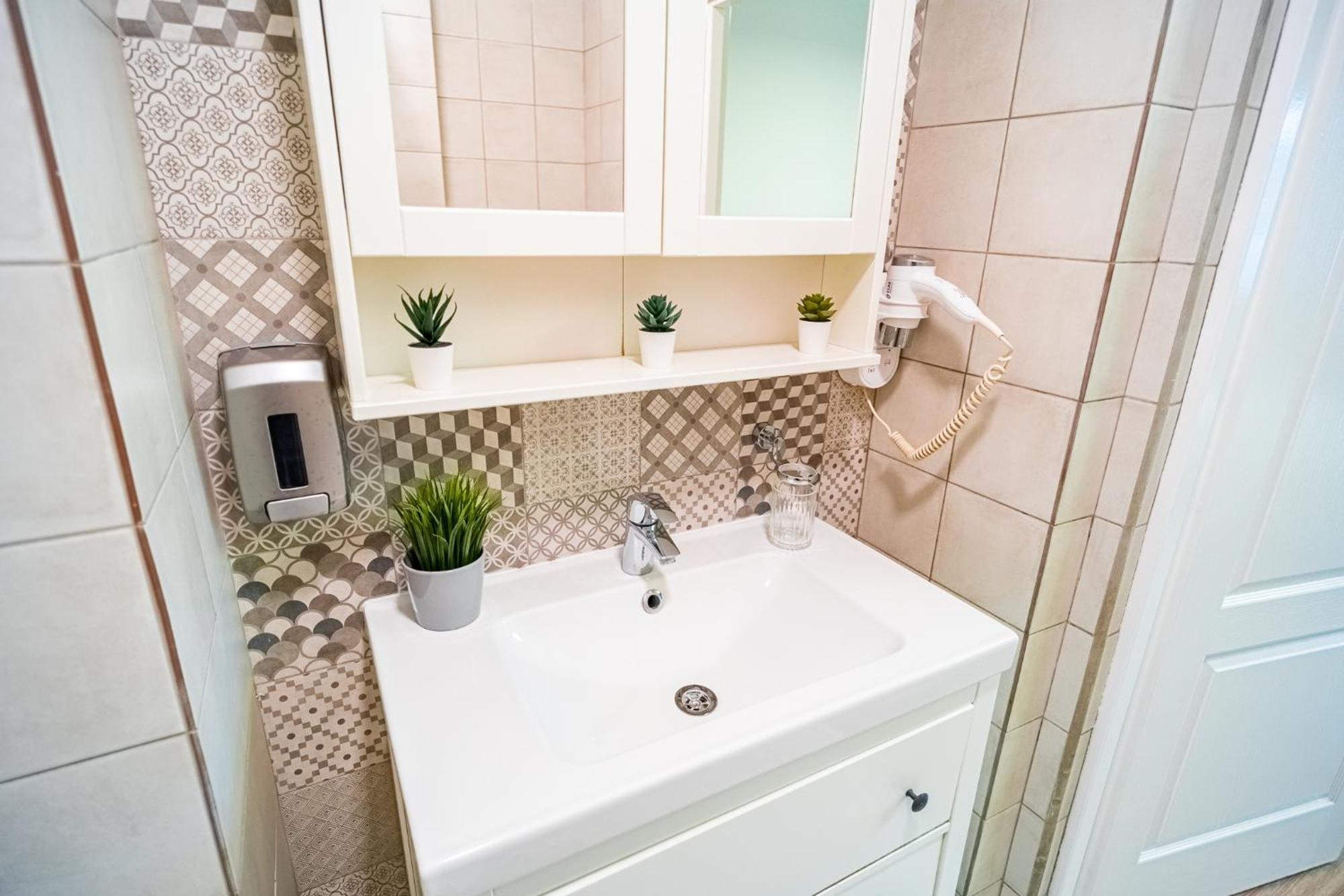 Cozy Apartments Near Calea Victoriei Букурещ Екстериор снимка