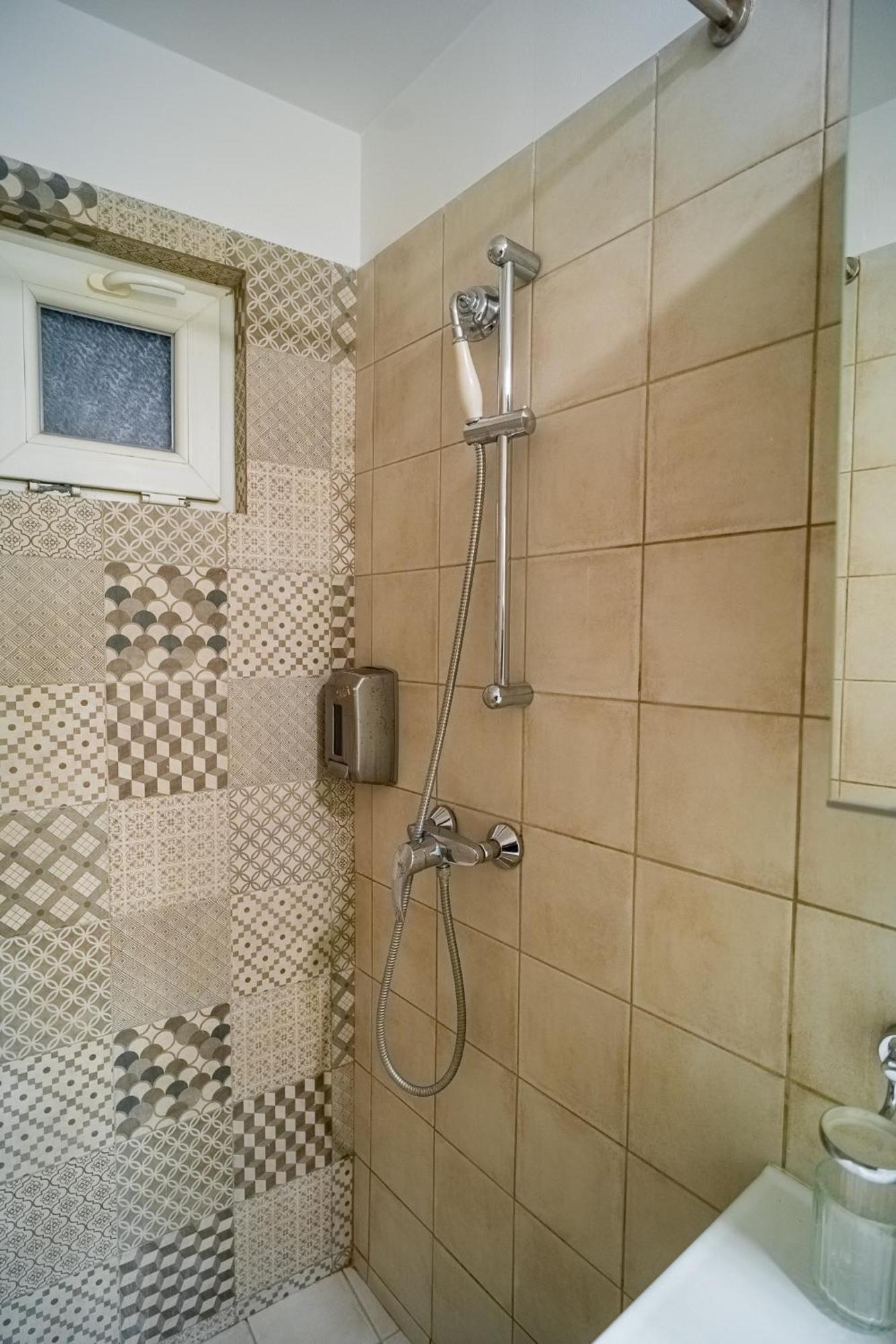Cozy Apartments Near Calea Victoriei Букурещ Екстериор снимка