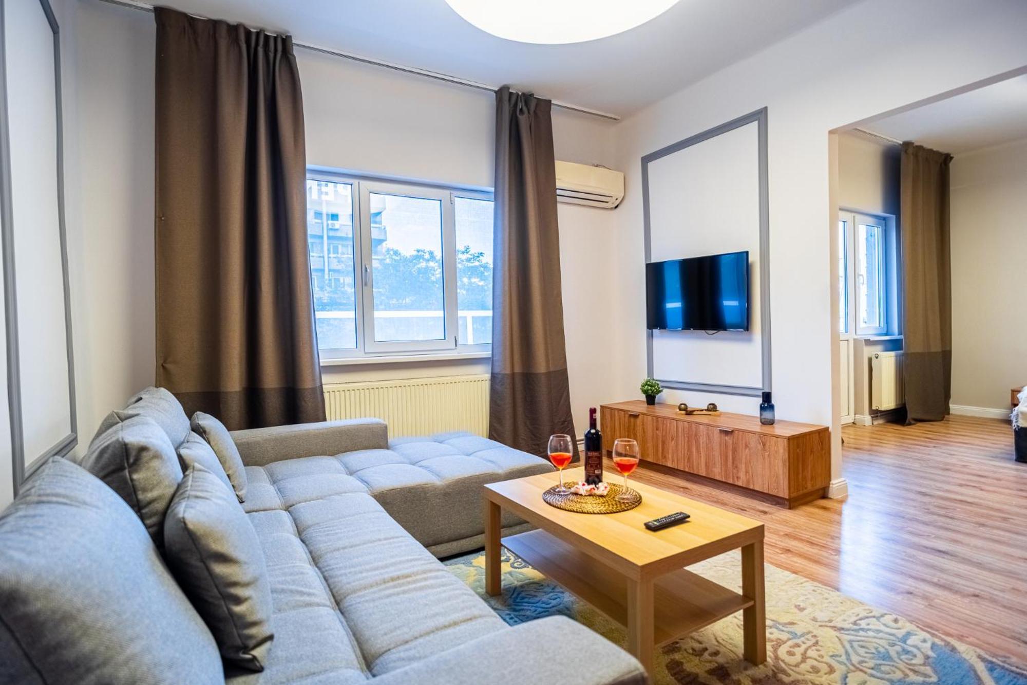 Cozy Apartments Near Calea Victoriei Букурещ Екстериор снимка