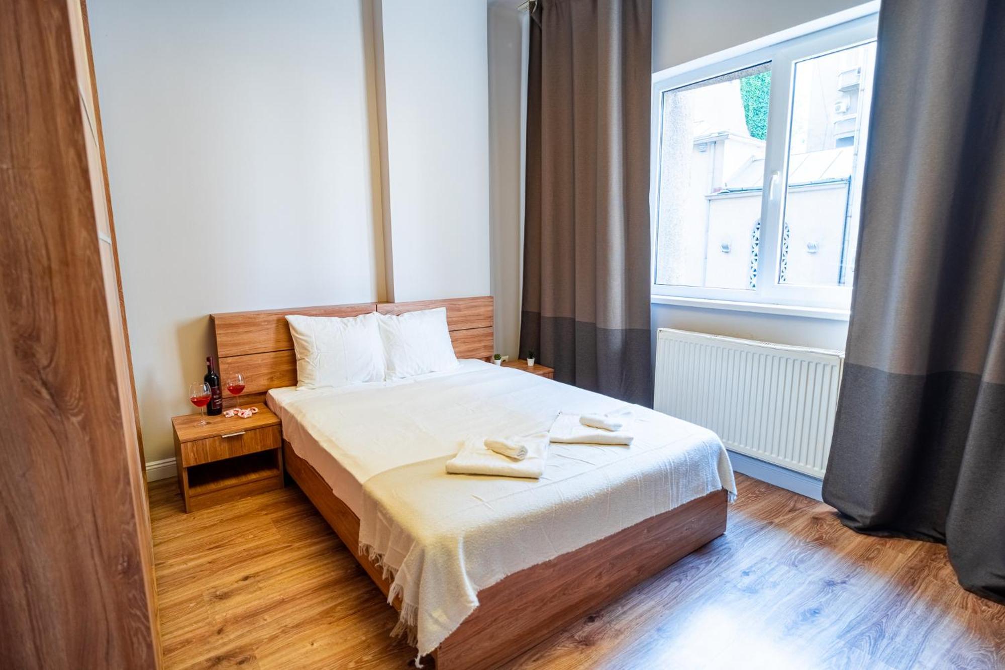 Cozy Apartments Near Calea Victoriei Букурещ Екстериор снимка