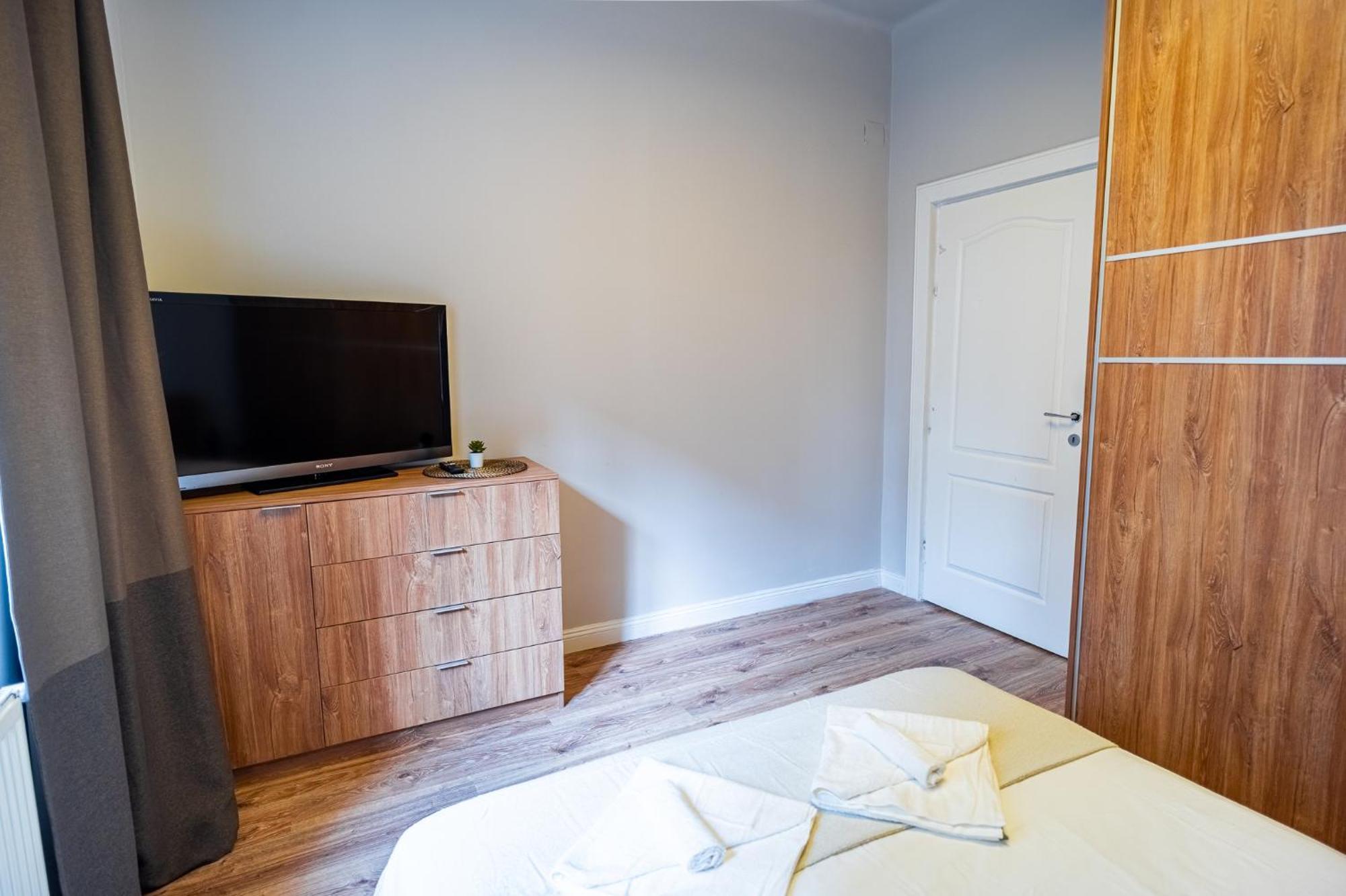 Cozy Apartments Near Calea Victoriei Букурещ Екстериор снимка