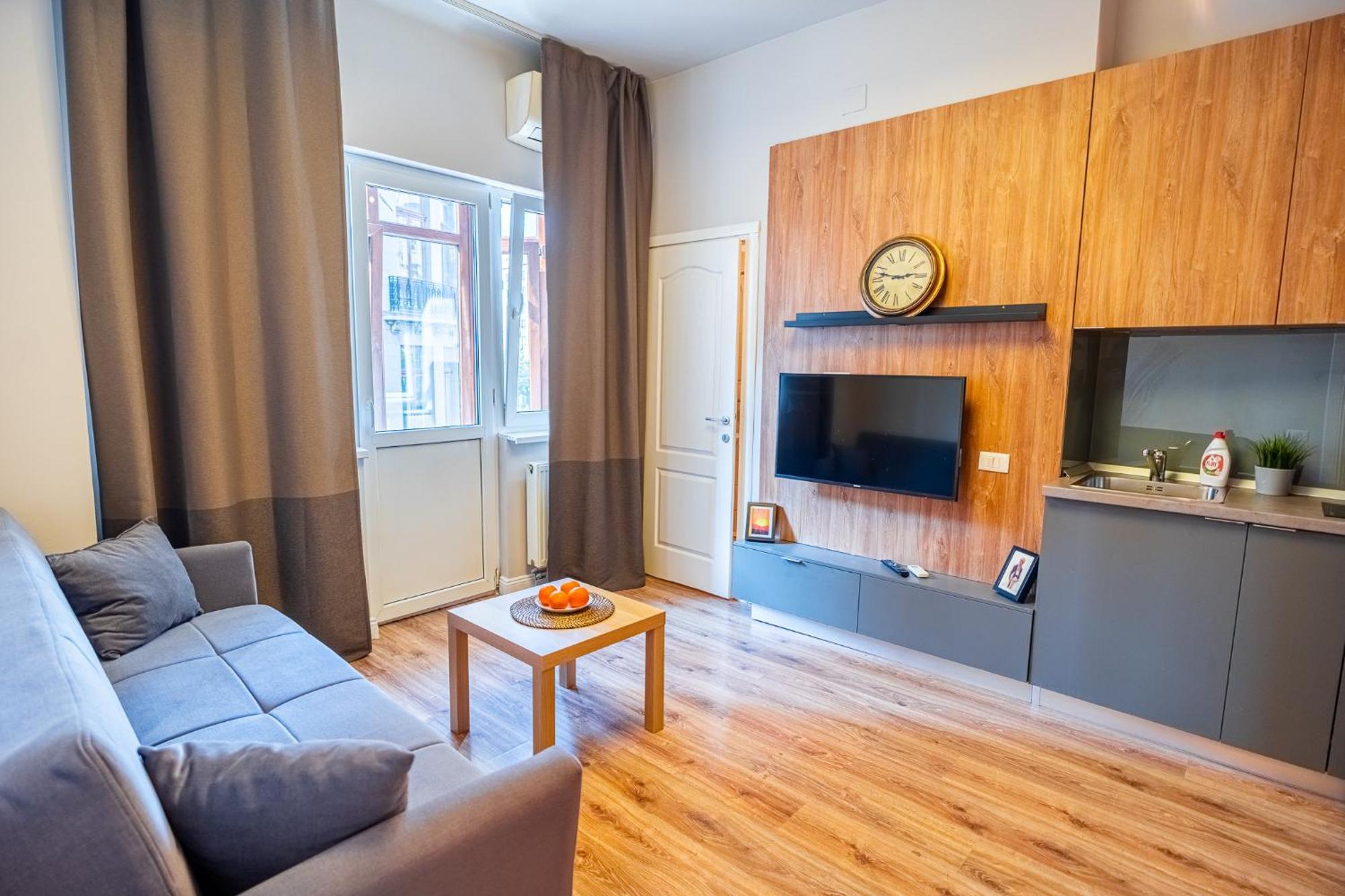 Cozy Apartments Near Calea Victoriei Букурещ Екстериор снимка