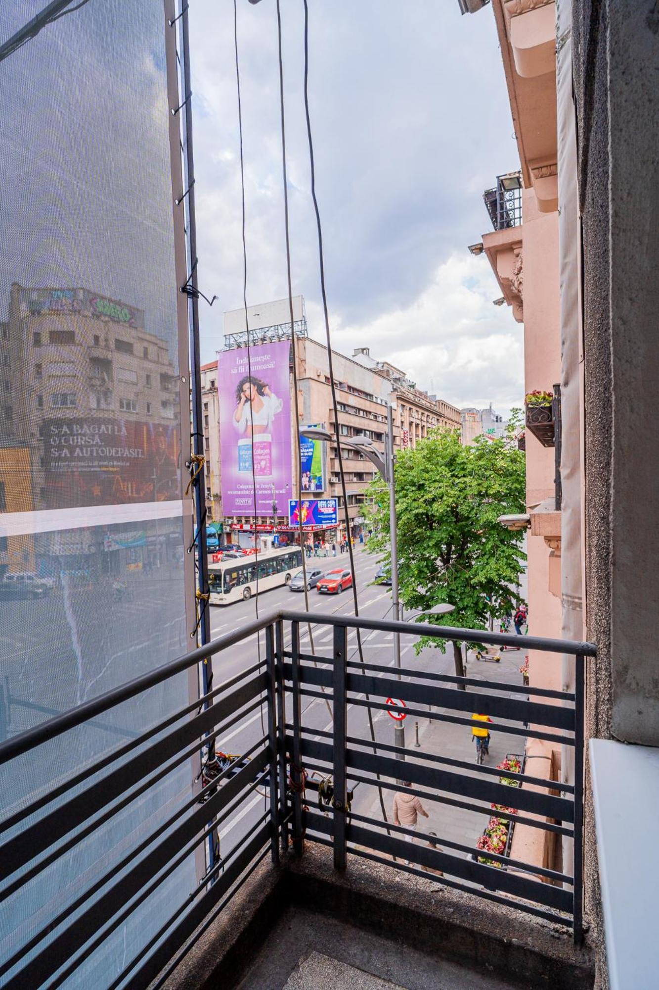 Cozy Apartments Near Calea Victoriei Букурещ Екстериор снимка